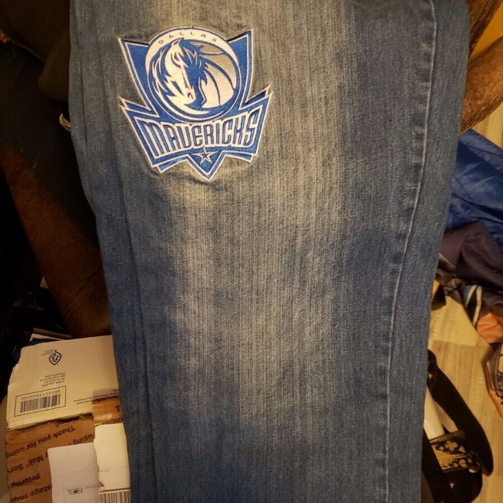 Men's UNK Jeans - Dallas Mavericks - Size 42